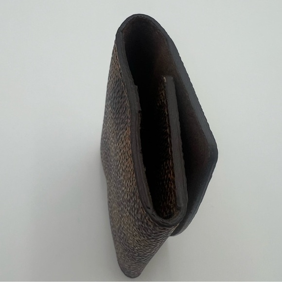 Louis Vuitton Damier Cufflink Case - Picture 8 of 13